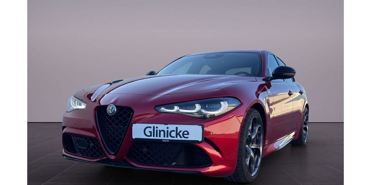 Alfa Romeo Giulia 25.000 km 67.990 &euro; Göttingen 37077