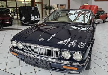 Jaguar Daimler 184.500 km 12.500 &euro; Göttingen 37079
