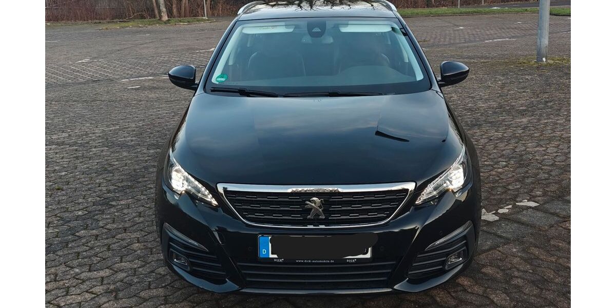 Peugeot 308 191.500 km 7.999 &euro; Bad Sooden Allendorf 37242
