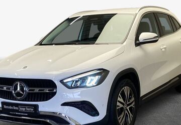 Mercedes-Benz GLA 180 13.982 km 32.360 &euro; Göttingen 37079
