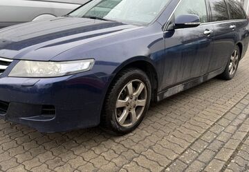 Honda Accord 307.430 km 890 &euro; Göttingen 37081