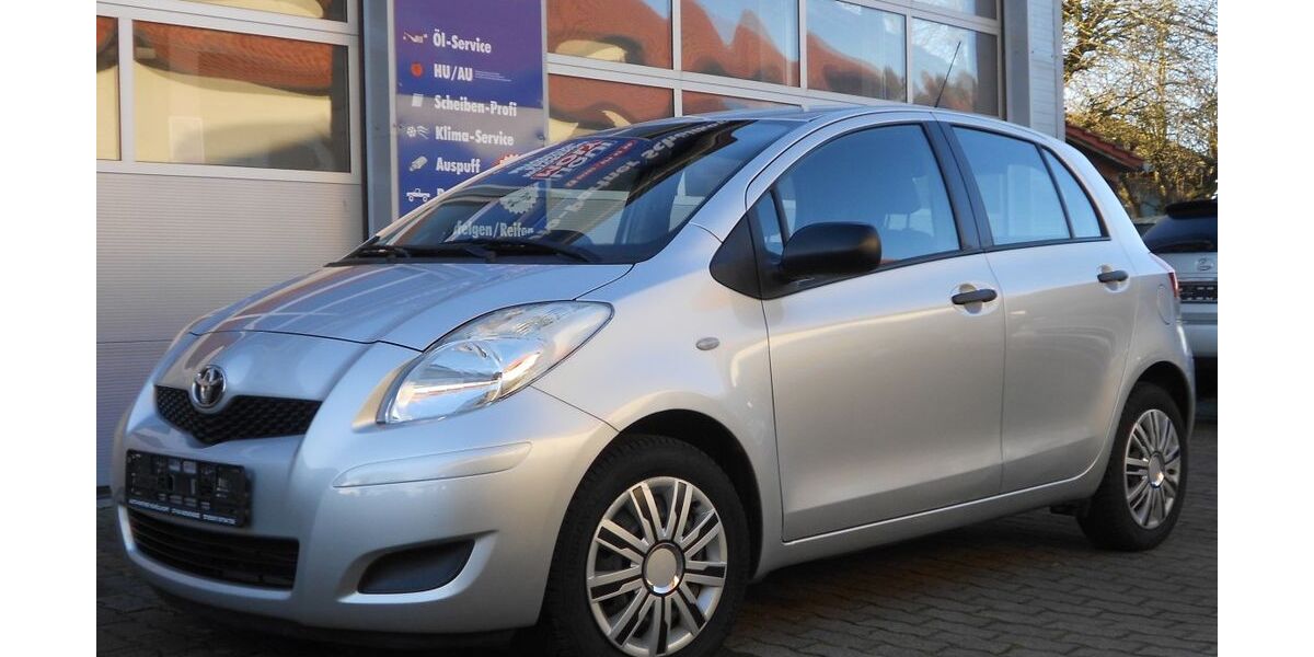 Toyota Yaris 66.000 km 5.680 &euro; Bodensee bei Göttingen 37434