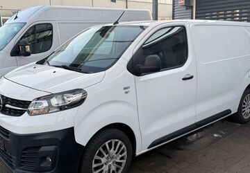 Opel Vivaro 90.000 km 14.950 &euro; Göttingen 37081