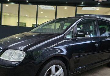 VW Touran 262.000 km 2.750 &euro; Göttingen 37081