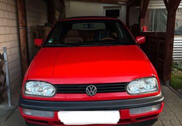 VW Golf 152.000 km 3.900 &euro; Gieboldehausen 37434