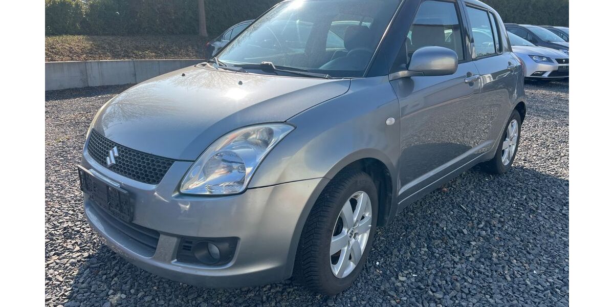 Suzuki Swift 250.000 km 1.900 &euro; Rosdorf 37124
