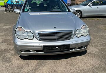 Mercedes-Benz C 200 252.846 km 2.200 &euro; Göttingen 37081