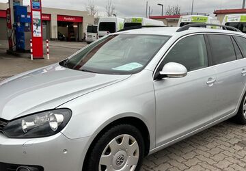 VW Golf 278.084 km 3.990 &euro; Göttingen 37081