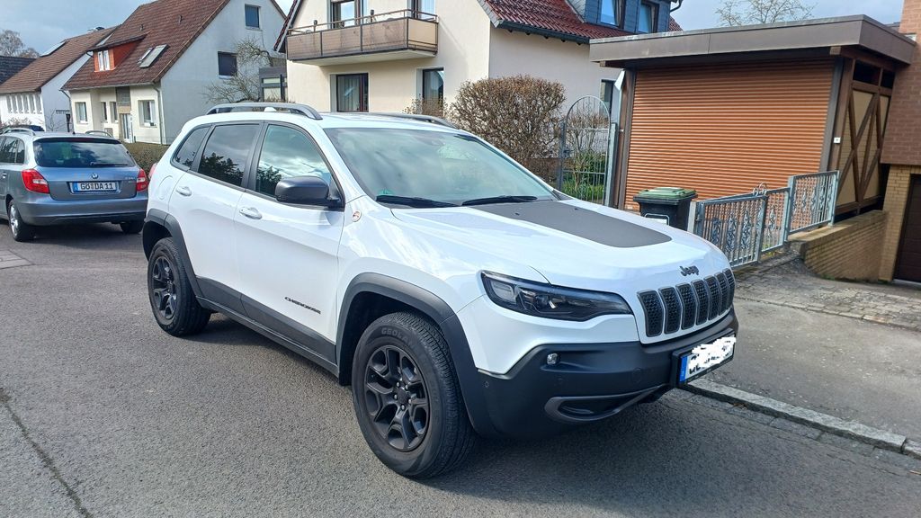 Jeep Cherokee 9.500 km 24.900 &euro; Göttingen 37083