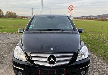 Mercedes-Benz B 180 205.151 km 2.990 &euro; BOVENDEN-GÖTTINGEN 37120