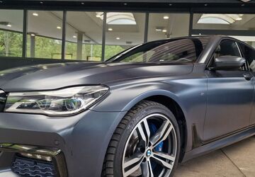 BMW 750 208.000 km 32.900 &euro; Göttingen 37081