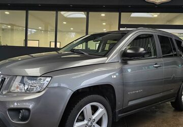 Jeep Compass 93.500 km 9.990 &euro; Göttingen 37081