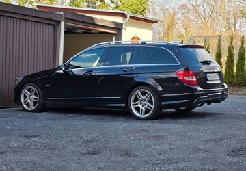 Mercedes-Benz C 200 115.000 km 14.650 &euro; Hann. Münden 34346