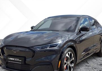 Ford Mustang Mach-E 23.551 km 39.392 &euro; Göttingen 37079