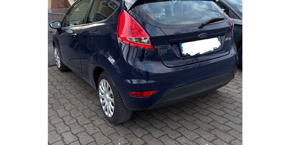 Ford Fiesta 50.299 km 4.000 &euro; Göttingen 37077