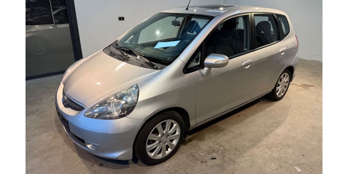 Honda Jazz 75.445 km 5.990 &euro; Göttingen 37079