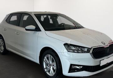 Skoda Fabia 6.000 km 21.375 &euro; Friedland 37133