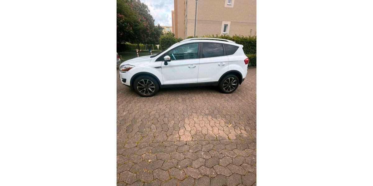 Ford Kuga 211.591 km 5.200 &euro; Göttingen 37081