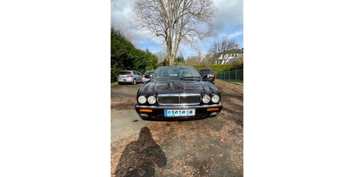 Jaguar XJ6 182.000 km 5.299 &euro; Göttingen 37085
