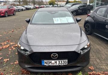 Mazda 3 7.051 km 25.940 &euro; Northeim 37154