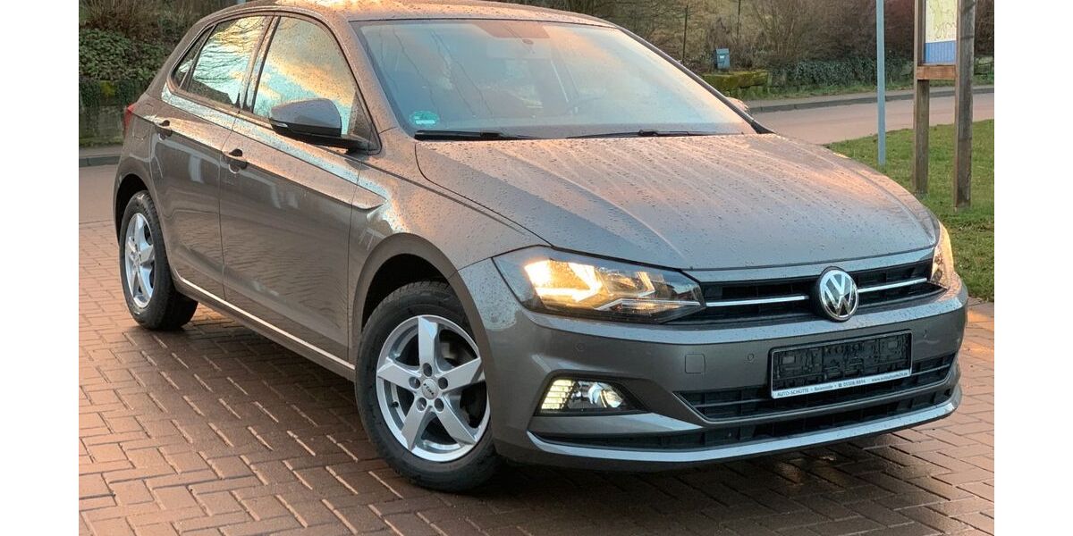 VW Polo 93.049 km 12.990 &euro; Beienrode bei Göttingen 37130