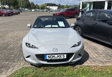 Mazda MX-5 2.660 km 31.640 &euro; Northeim 37154