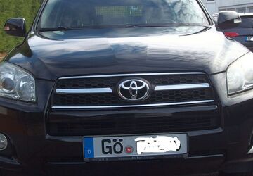 Toyota RAV 4 89.968 km 9.900 &euro; Göttingen 37075