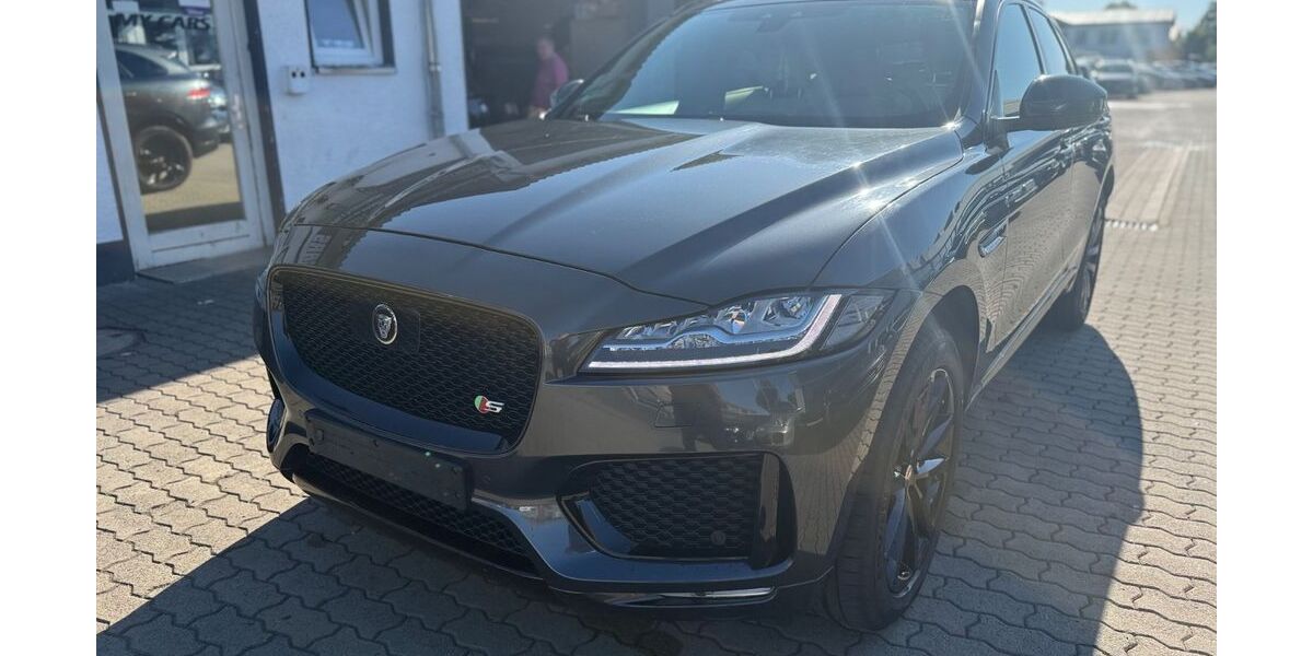 Jaguar F-Pace 178.989 km 22.990 &euro; Göttingen 37079