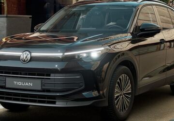 VW Tiguan 26.861 km 38.062 &euro; Northeim 37154