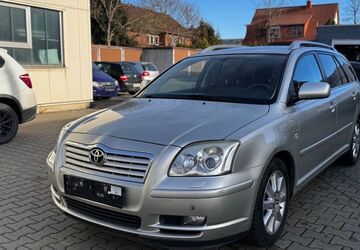 Toyota Avensis 203.000 km 3.899 &euro; Nörten Hardenberg 37176