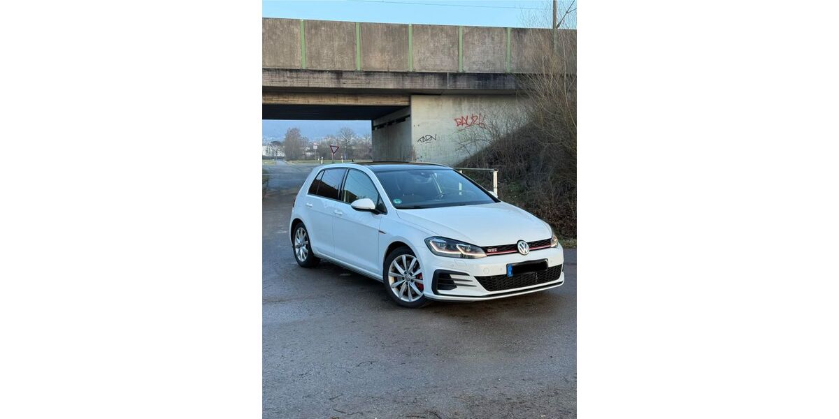 VW Golf 115.000 km 21.700 &euro; Northeim 37154
