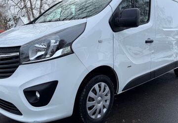 Opel Vivaro 99.778 km 10.990 &euro; Göttingen 37079