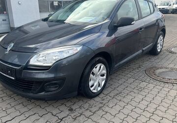 Renault Megane 130.000 km 4.850 &euro; Göttingen 37081