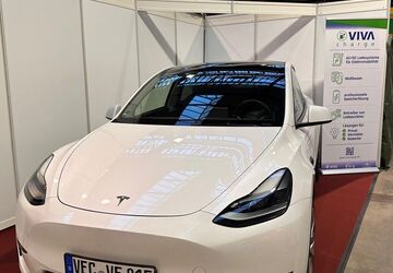 Tesla Model Y 68.600 km 33.900 &euro; Bühren 37127