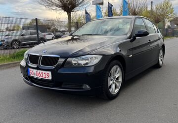 BMW 318 199.000 km 2.590 &euro; Hann. Münden 34346