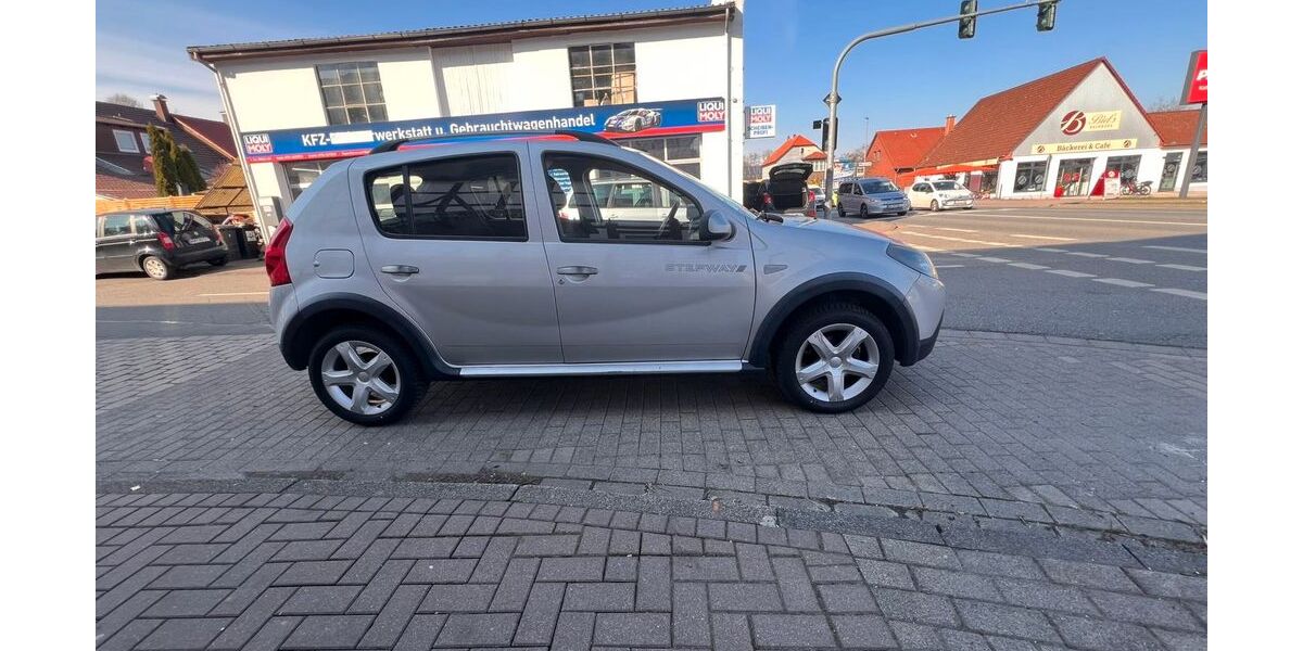 Dacia Sandero 155.500 km 4.599 &euro; Katlenburg-Lindau 37191