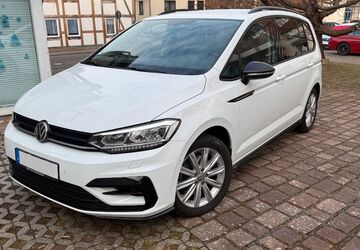 VW Touran 49.700 km 25.000 &euro; Göttingen 37077