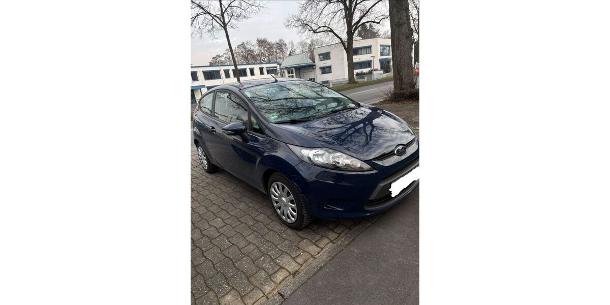 Ford Fiesta 50.299 km 4.199 &euro; Göttingen 37077
