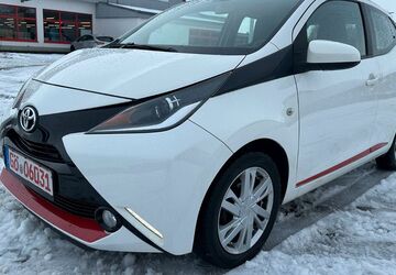 Toyota Aygo (X) 106.000 km 5.999 &euro; Rosdorf 37124