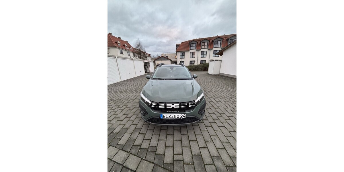 Dacia Sandero 9.800 km 15.500 &euro; Witzenhausen 37213