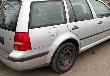 VW Golf 330.000 km 900 &euro; Rosdorf 37124