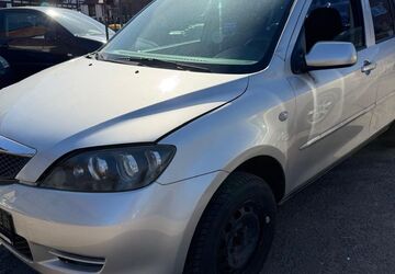 Mazda 2 204.000 km 2.559 &euro; Göttingen 37079