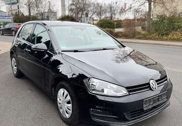 VW Golf 221.845 km 5.400 &euro; Göttingen 37075