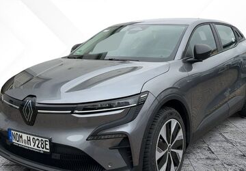 Renault Megane E-TECH 27.300 km 24.796 &euro; Göttingen 37077