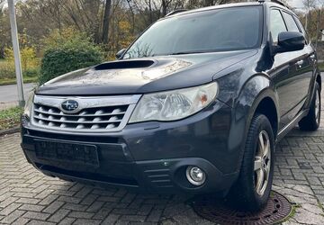 Subaru Forester 311.000 km 2.450 &euro; Göttingen 37081