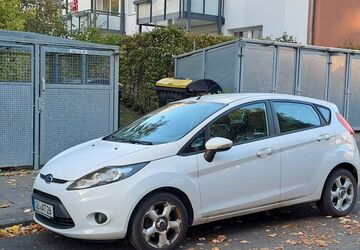 Ford Fiesta 104.500 km 3.000 &euro; Göttingen 37081