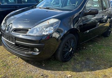 Renault Clio 198.500 km 1.890 &euro; Göttingen 37081