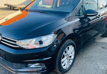VW Touran 266.000 km 9.200 &euro; Rosdorf 37124