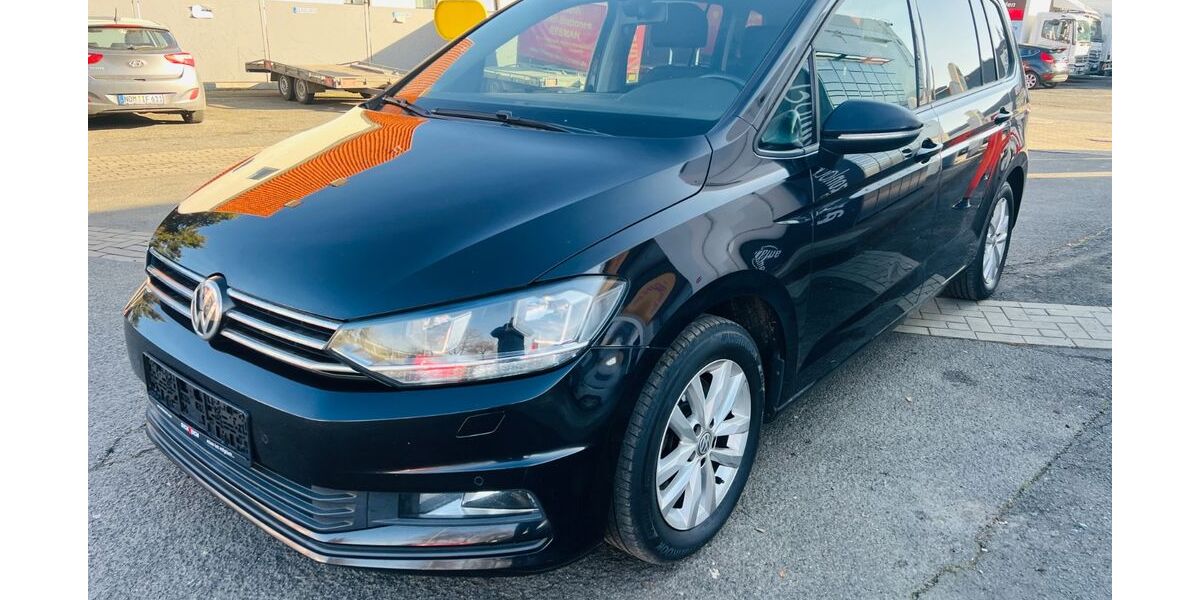 VW Touran 266.000 km 9.200 &euro; Rosdorf 37124