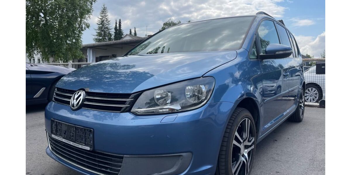 VW Touran 237.529 km 4.990 &euro; Göttingen 37079